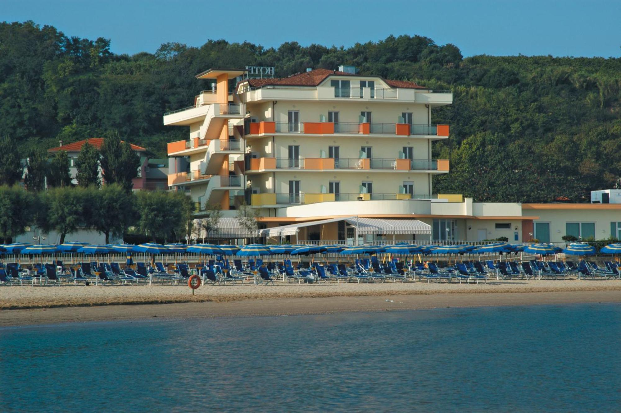 Hotel Mara Ortona Esterno foto
